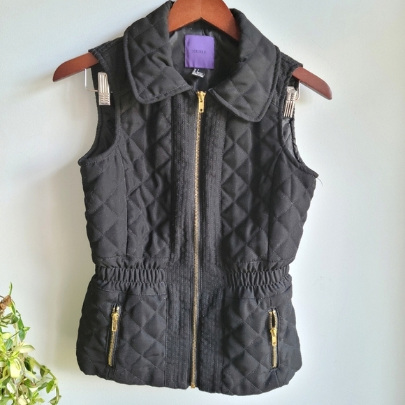 Forever 21 Jackets & Blazers - Forever 21 Quilted Vest - Size US S